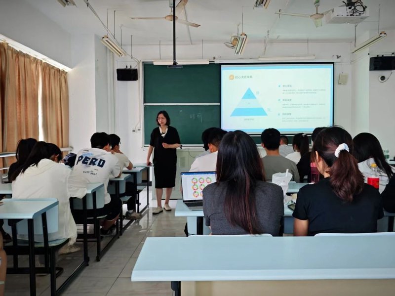 选择企业管理咨询:深度对比与明智抉择